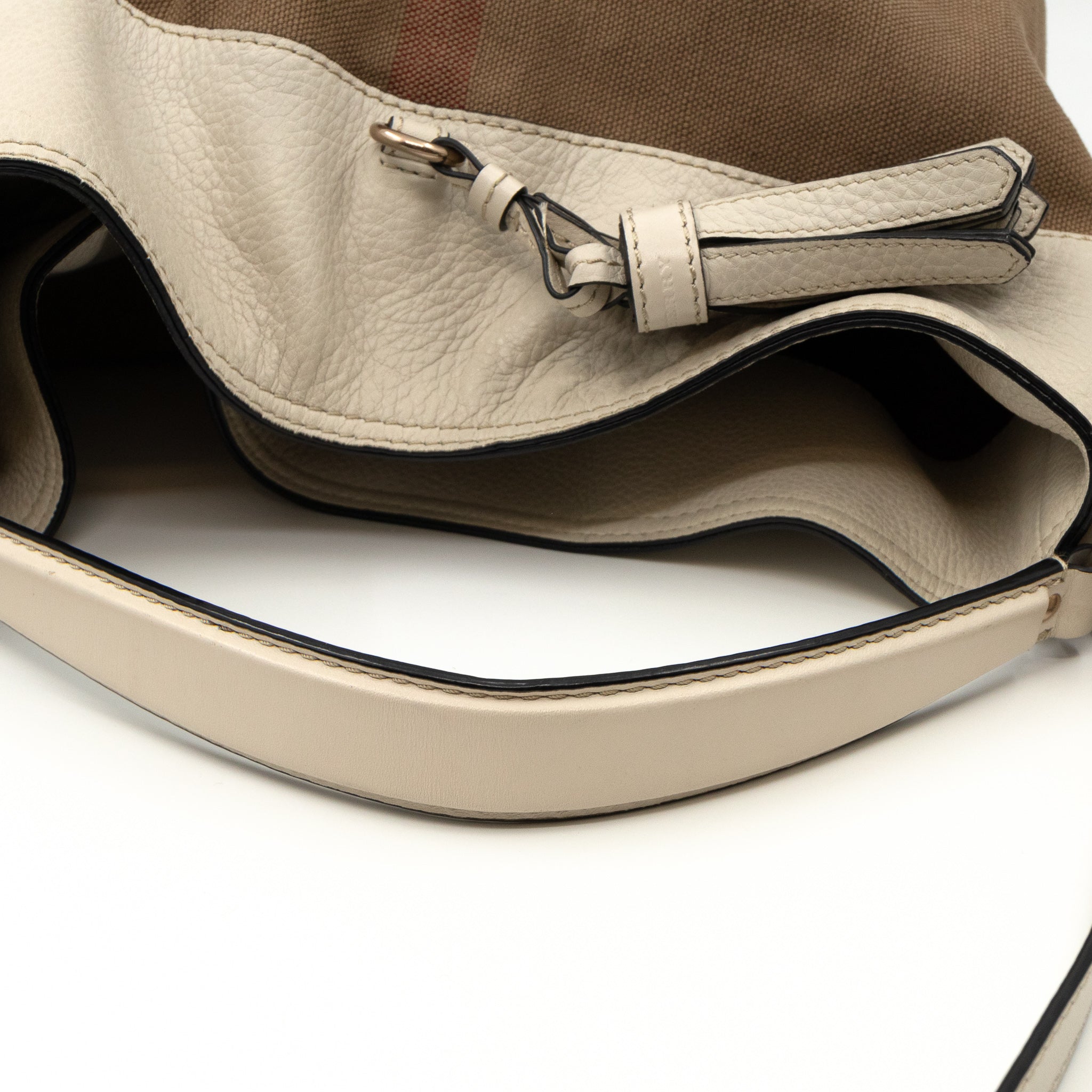 Ashby Medium Bucket Bag Check White