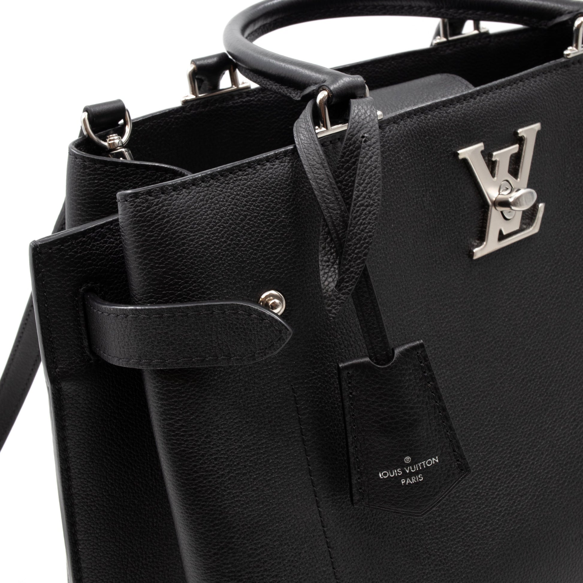 Louis Vuitton – Louis Vuitton Lockme Day Black Leather – Queen Station