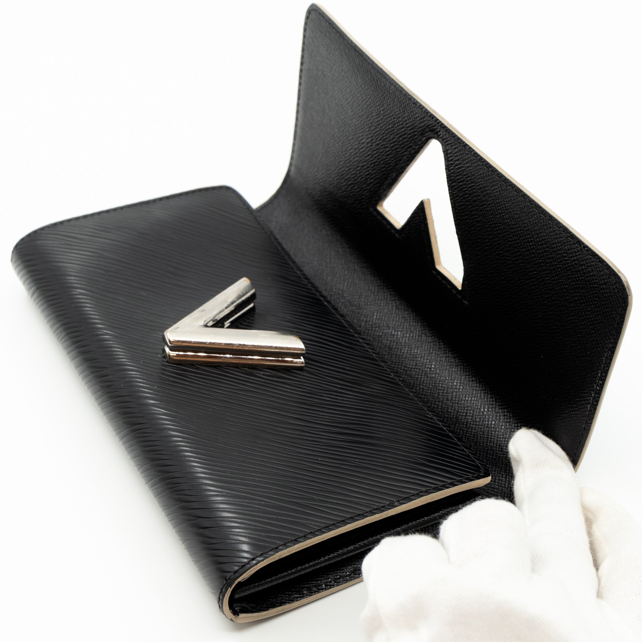 Twist Wallet Epi Leather World Tour