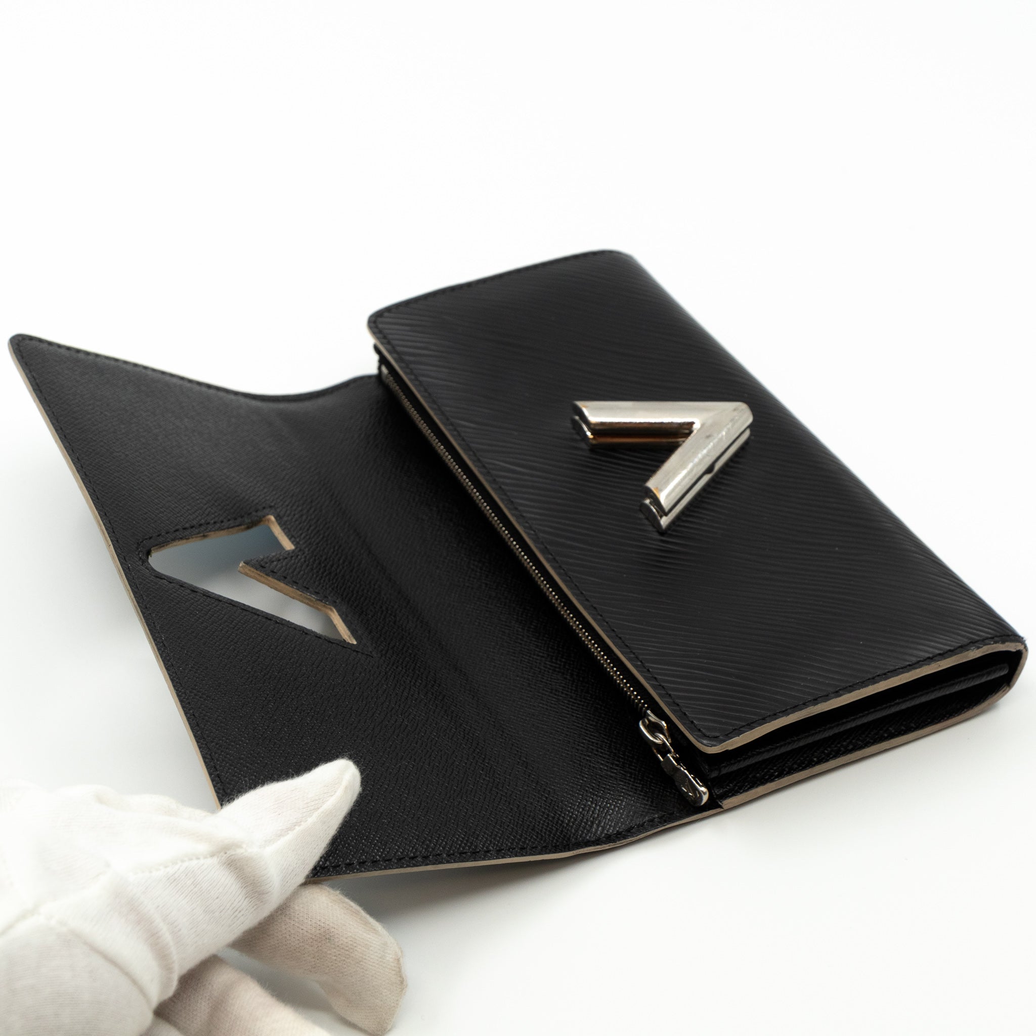 Twist Wallet Epi Leather World Tour