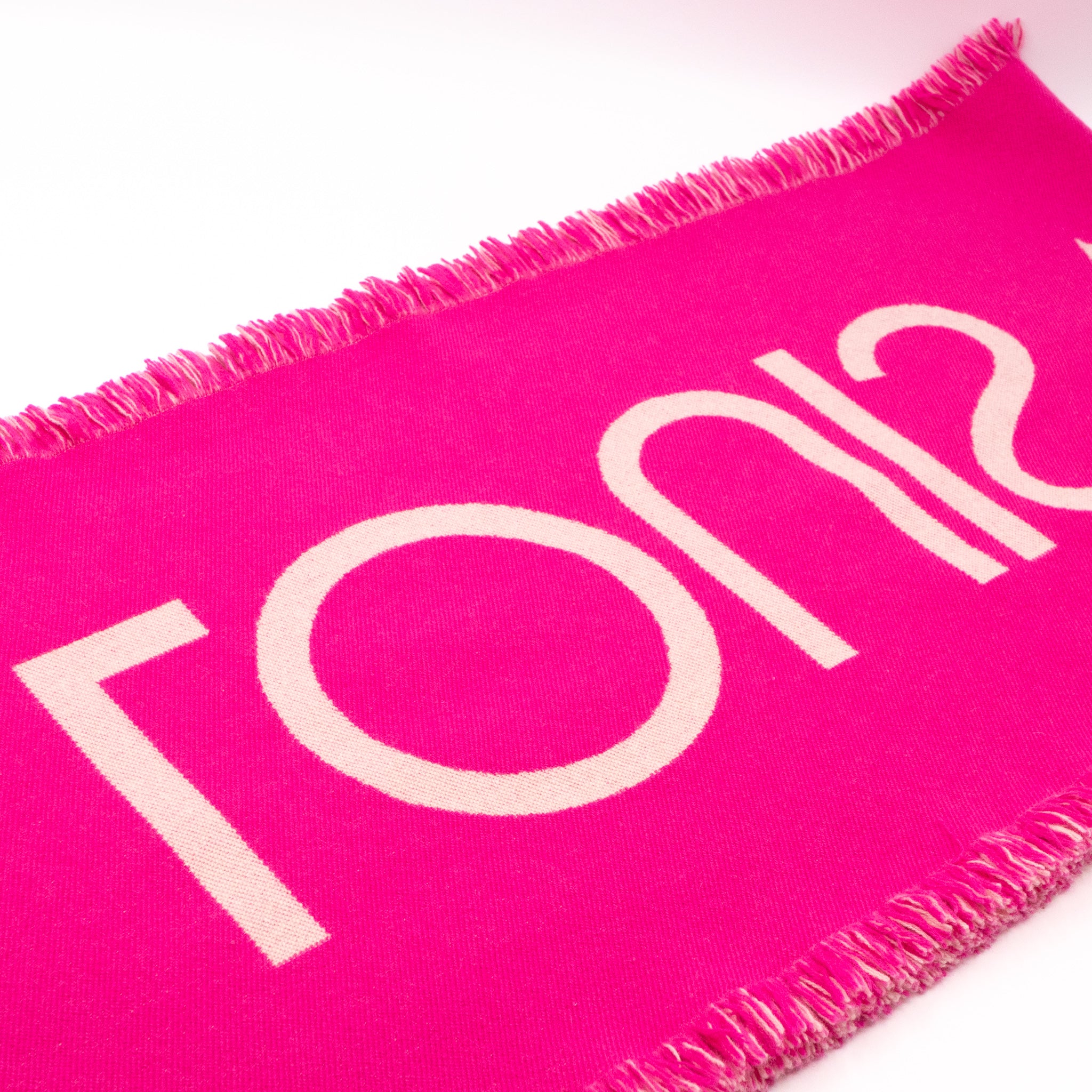 Team Louis Scarf Rose Pink