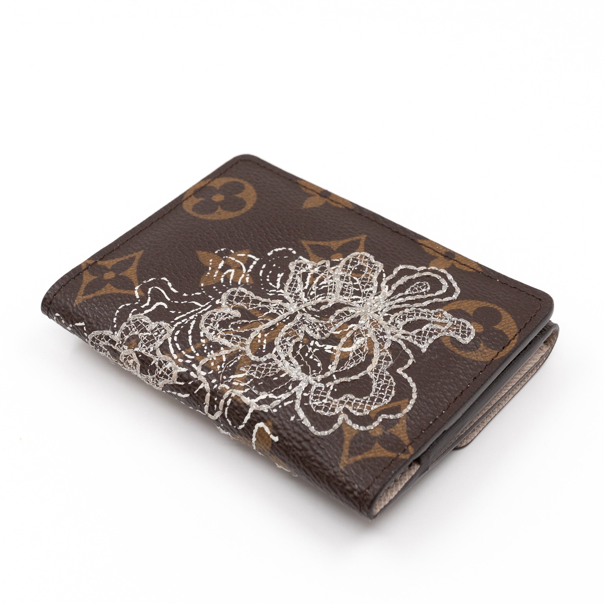 Ludlow Wallet Monogram Dentelle Silver