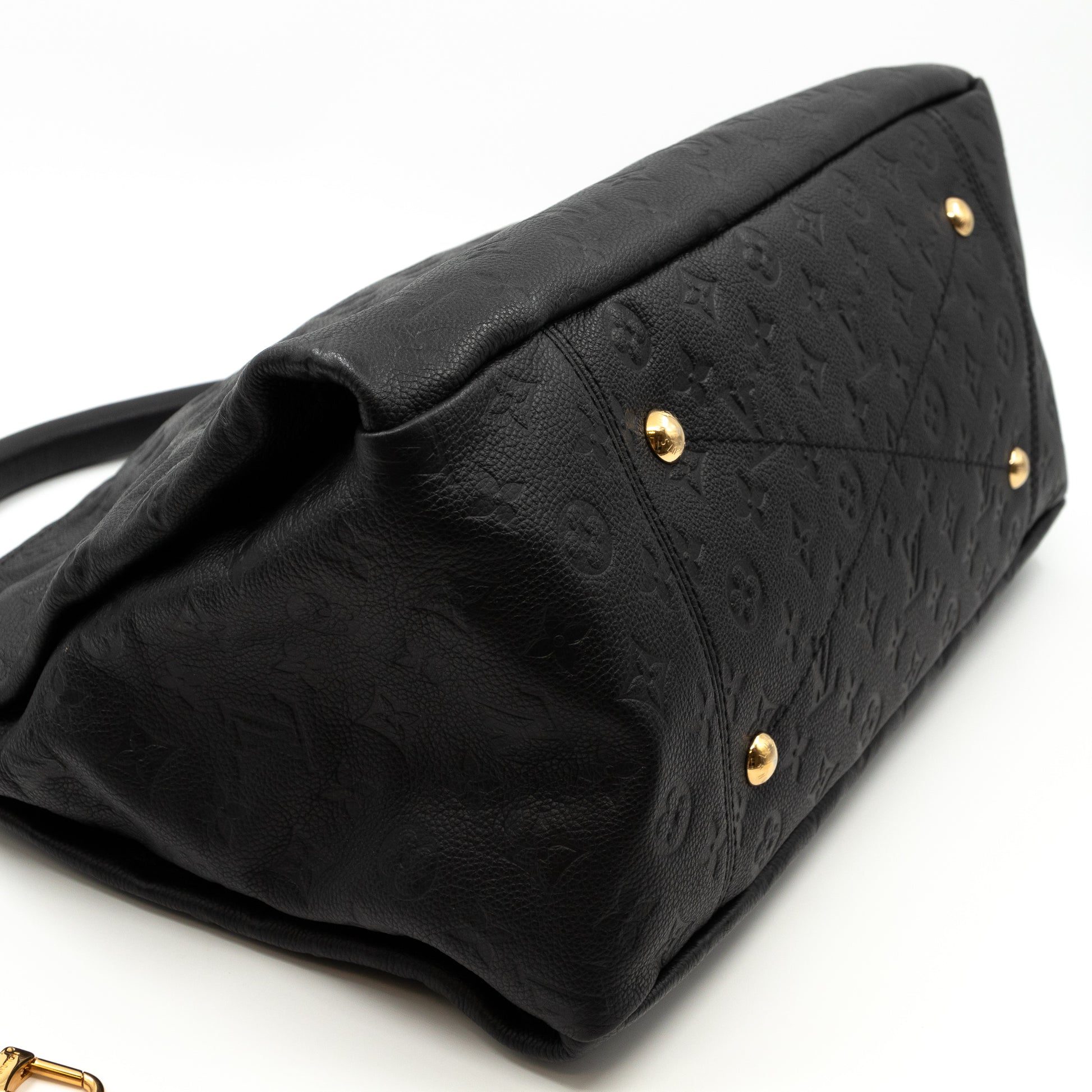 Louis Vuitton Artsy MM in Black Monogram Empreinte Leather — ShopThing