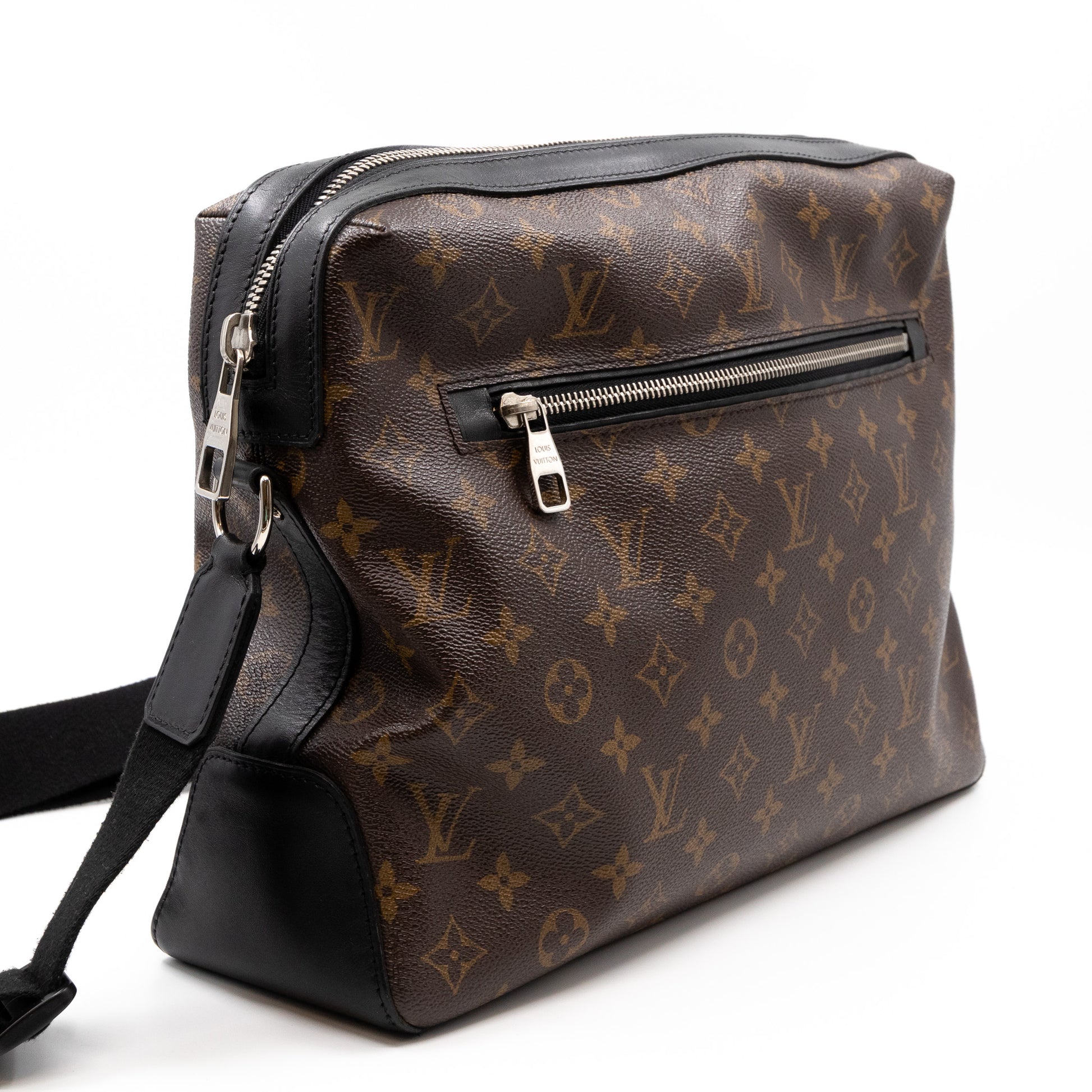 Louis Vuitton Monogram Macassar Torres Pm, Luxury, Bags & Wallets on  Carousell