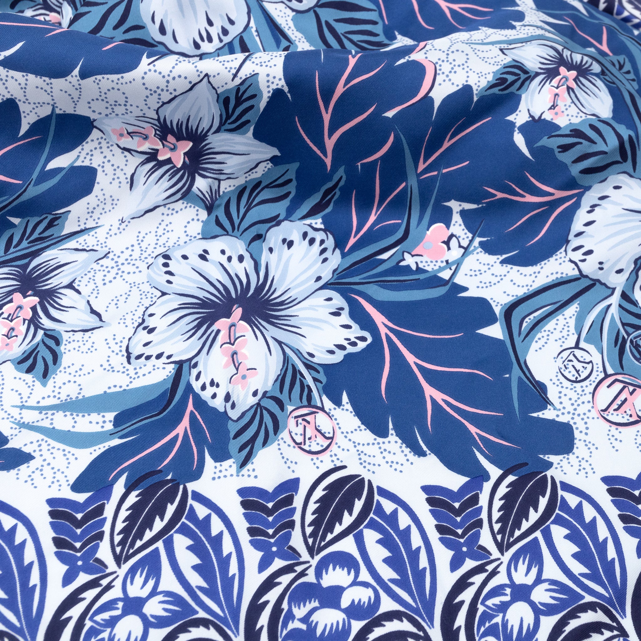 Monokinawa Silk Square Blue & Pink