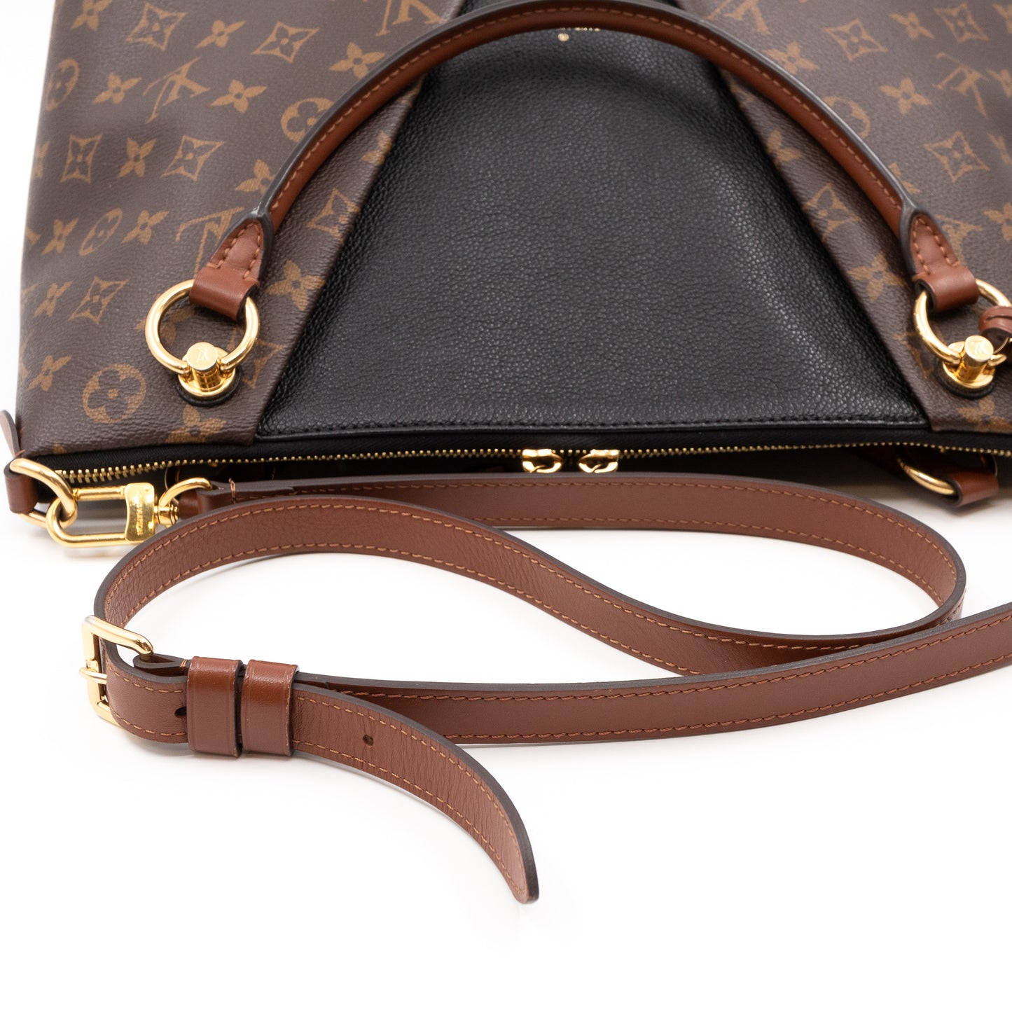 V Tote MM Monogram Noir Caramel