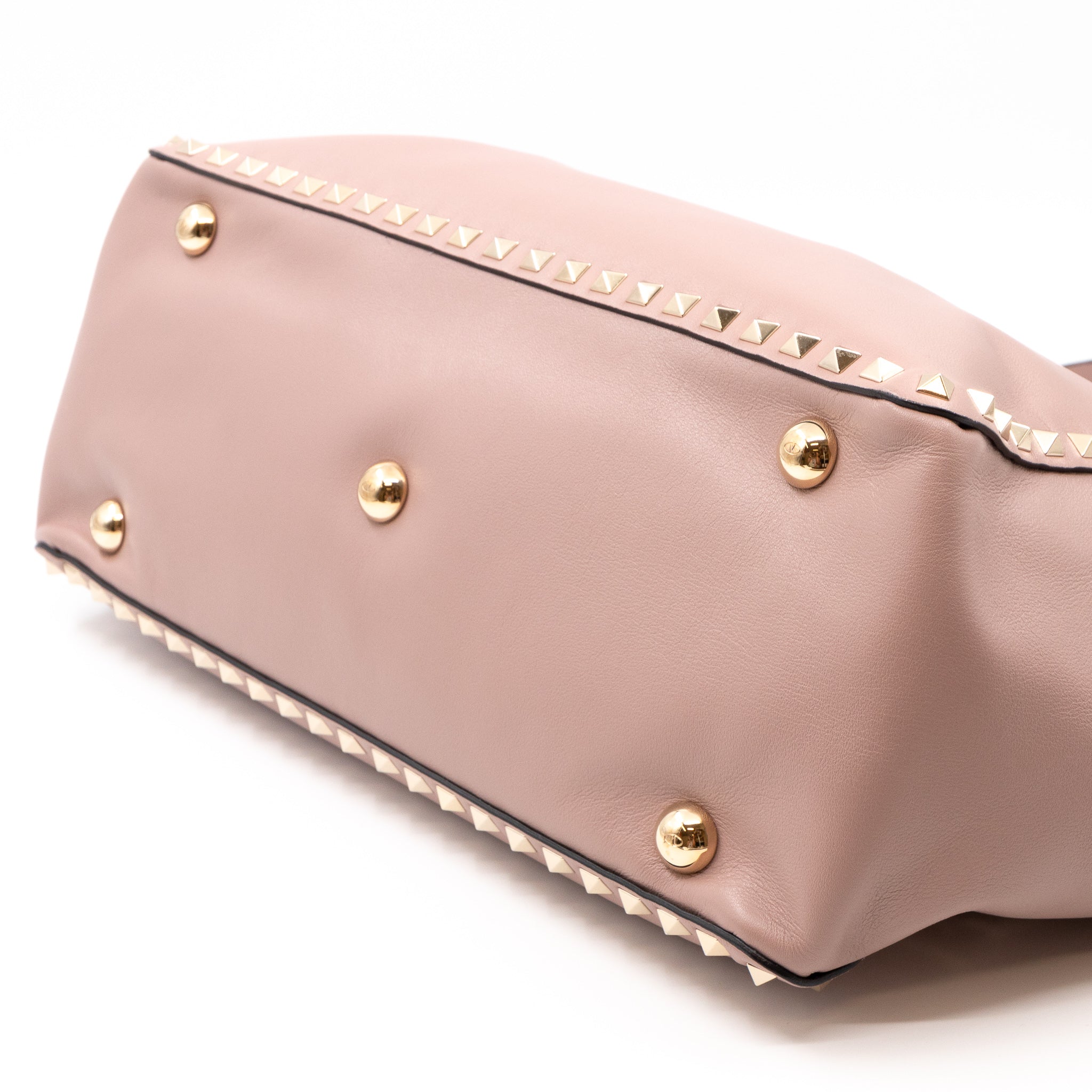 Rockstud Trapeze Tote Rose Beige Leather