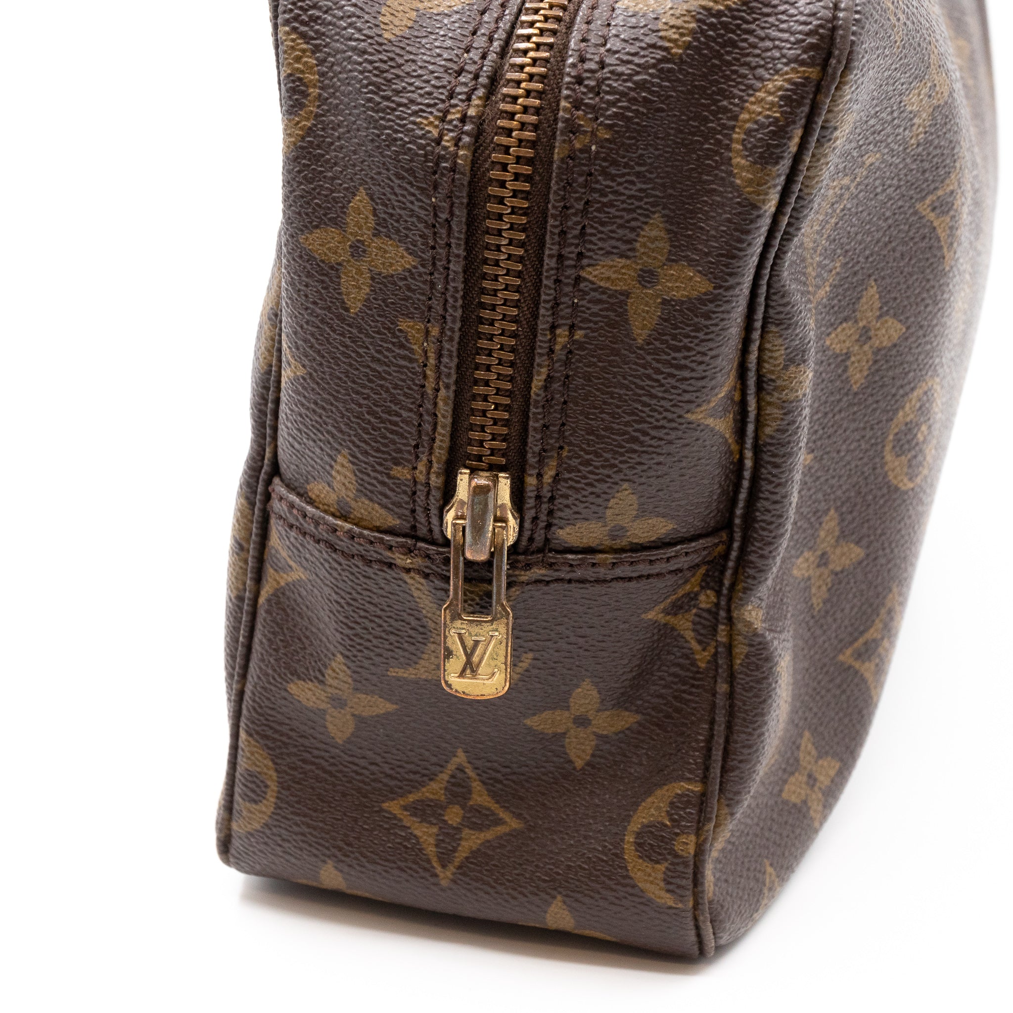 Trousse Toilette 28 Monogram