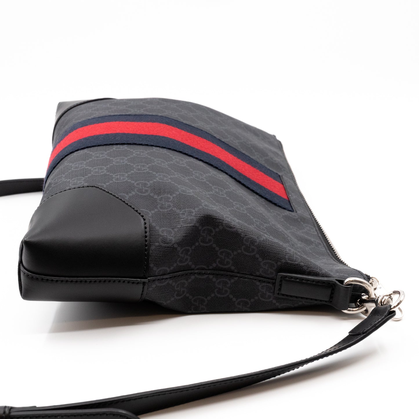 GG Supreme Wide Messenger Black