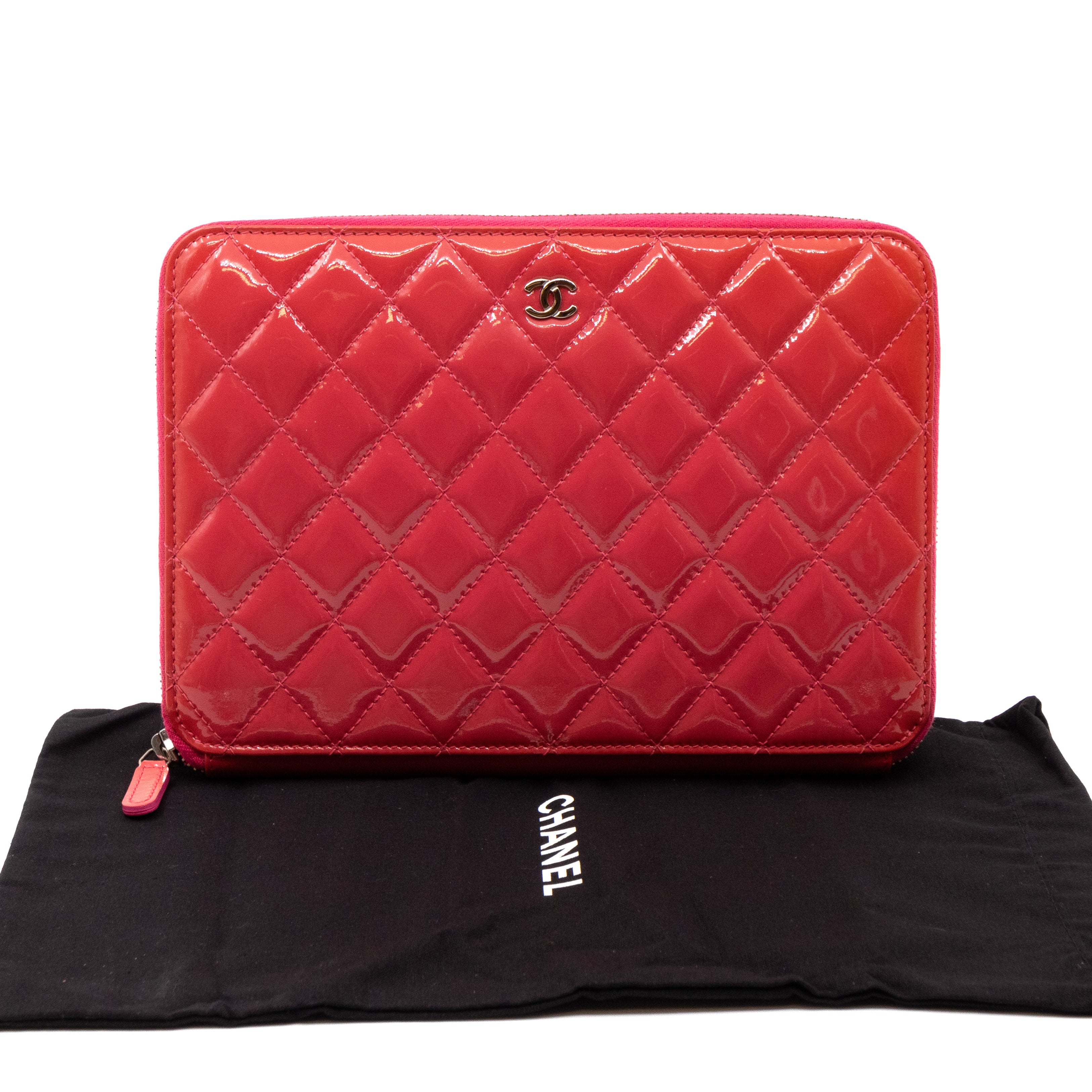 Quilted Zip Organizer Clutch Patent Leather Pink