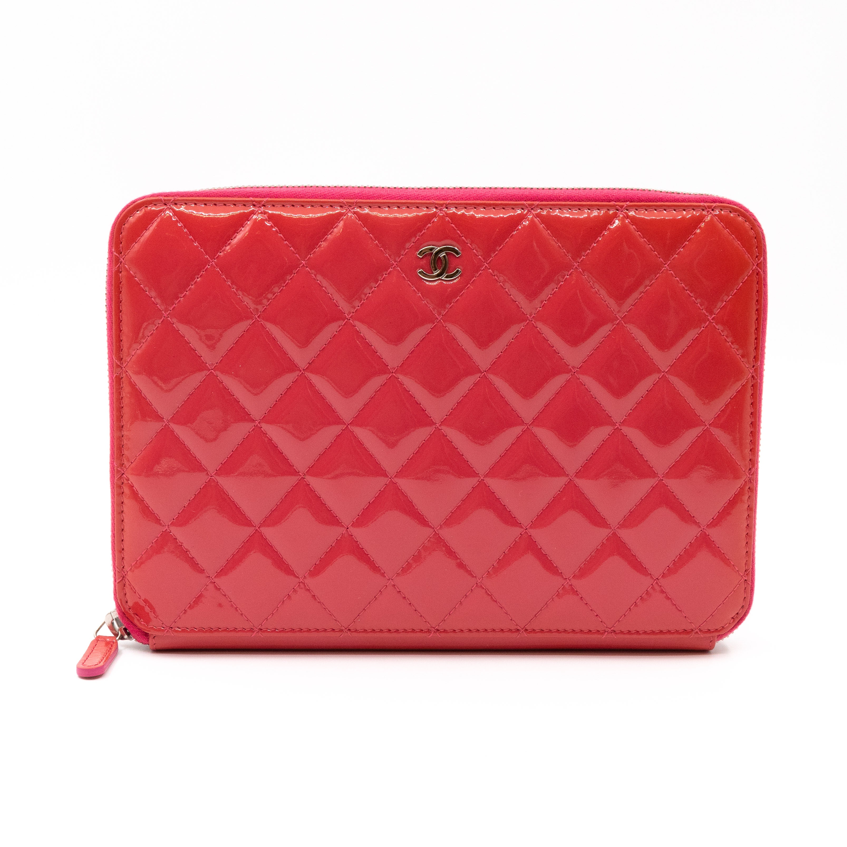 Quilted Zip Organizer Clutch Patent Leather Pink
