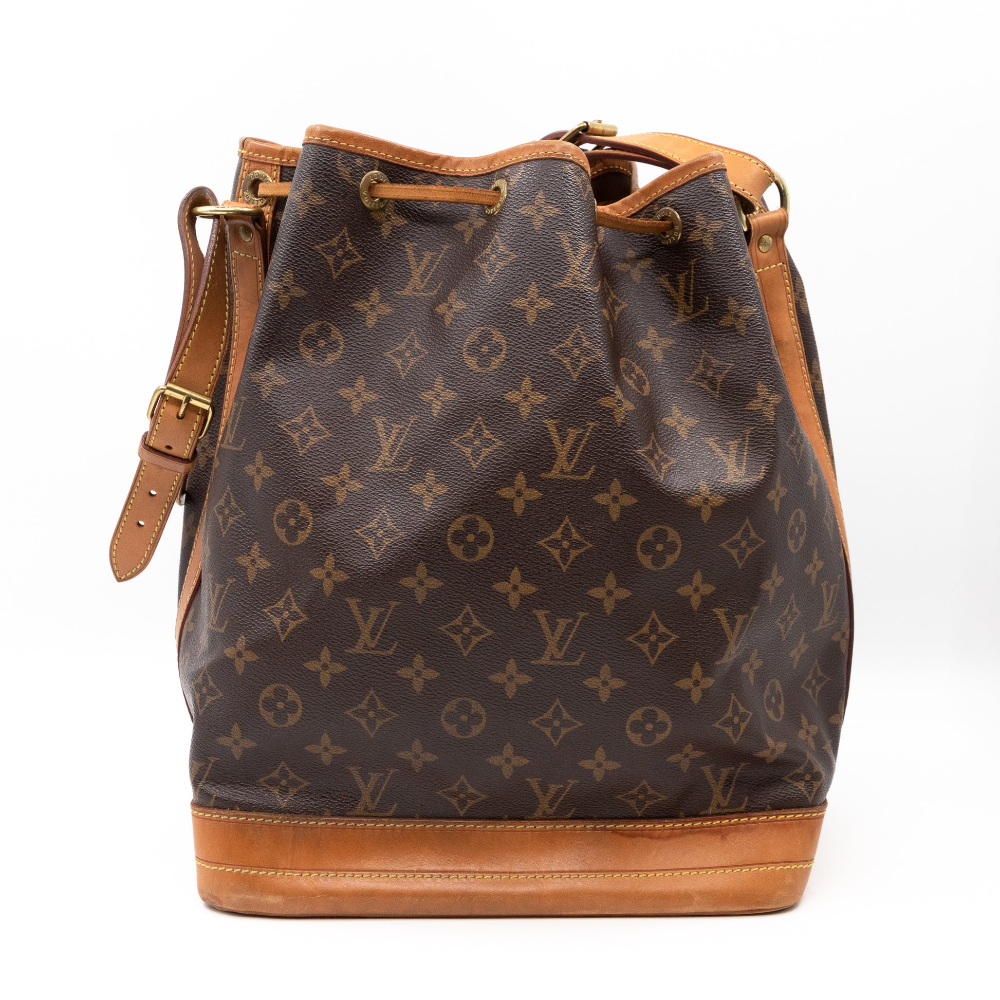 Louis Vuitton – Louis Vuitton Noe Monogram – Queen Station