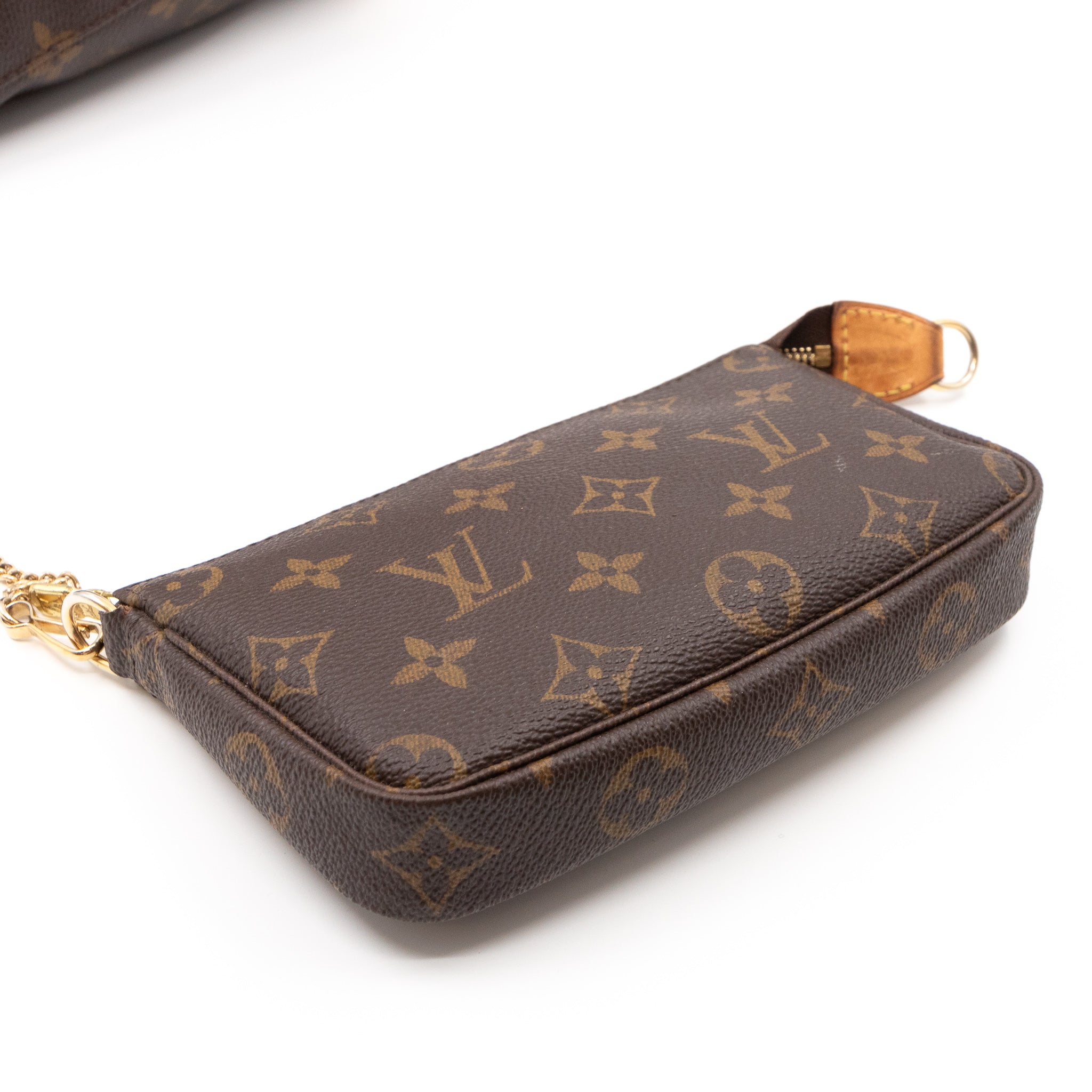 Petit pochette louis outlet vuitton