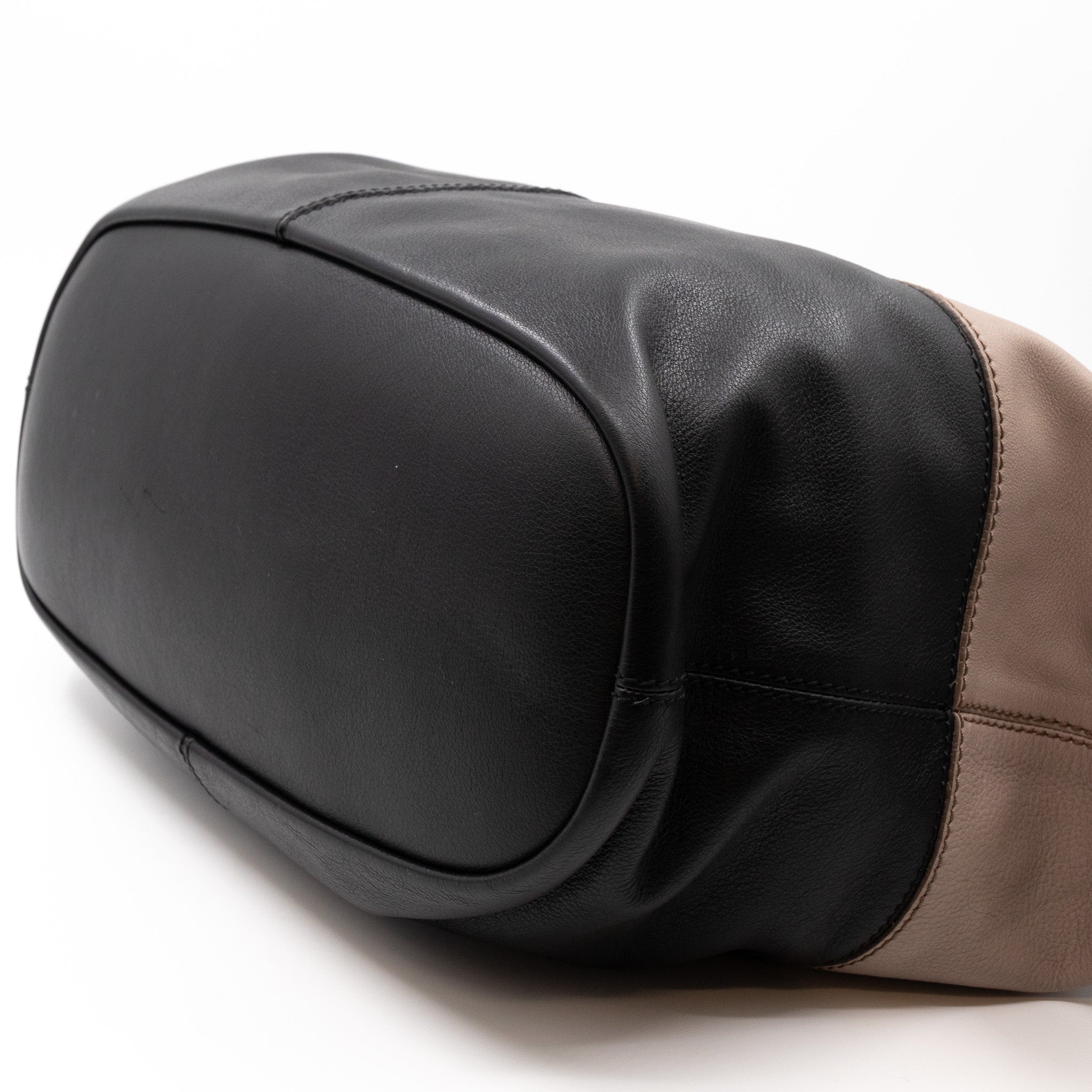 Nightingale Medium Beige & Black Leather