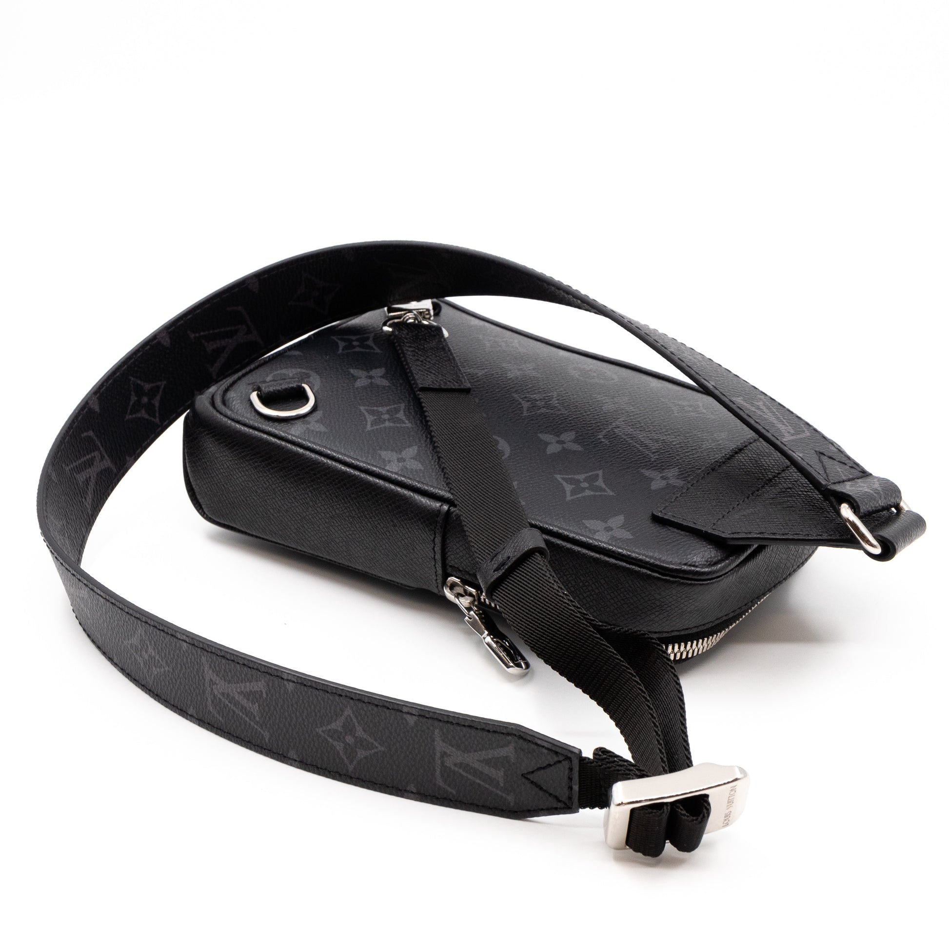 LOUIS VUITTON outdoor sling bag Noir M30741 Monogram Eclipse Taiga Lea–  GALLERY RARE Global Online Store