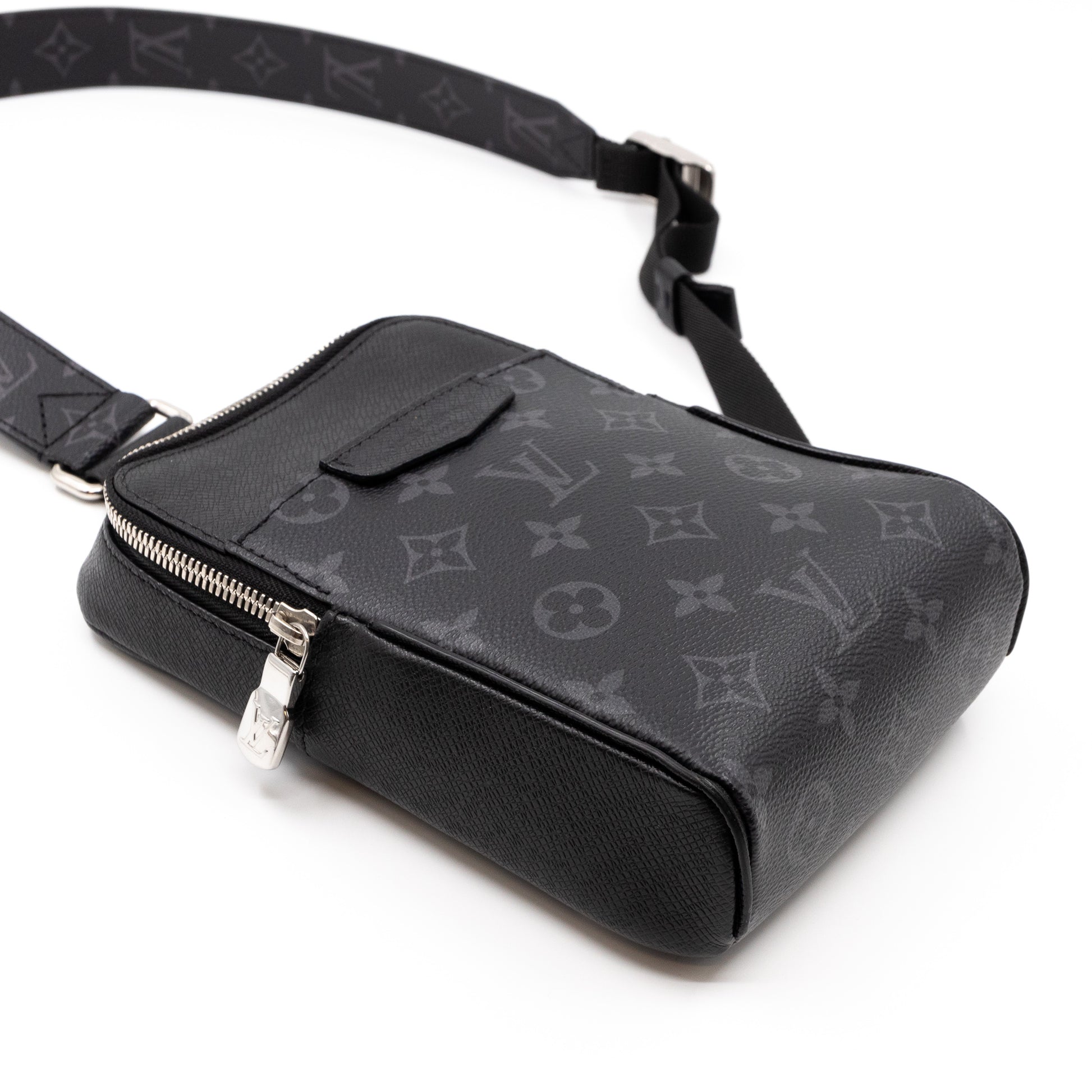 Louis Vuitton Taigarama Outdoor Backpack Monogram Black (M30417) w/ Dust  Bag