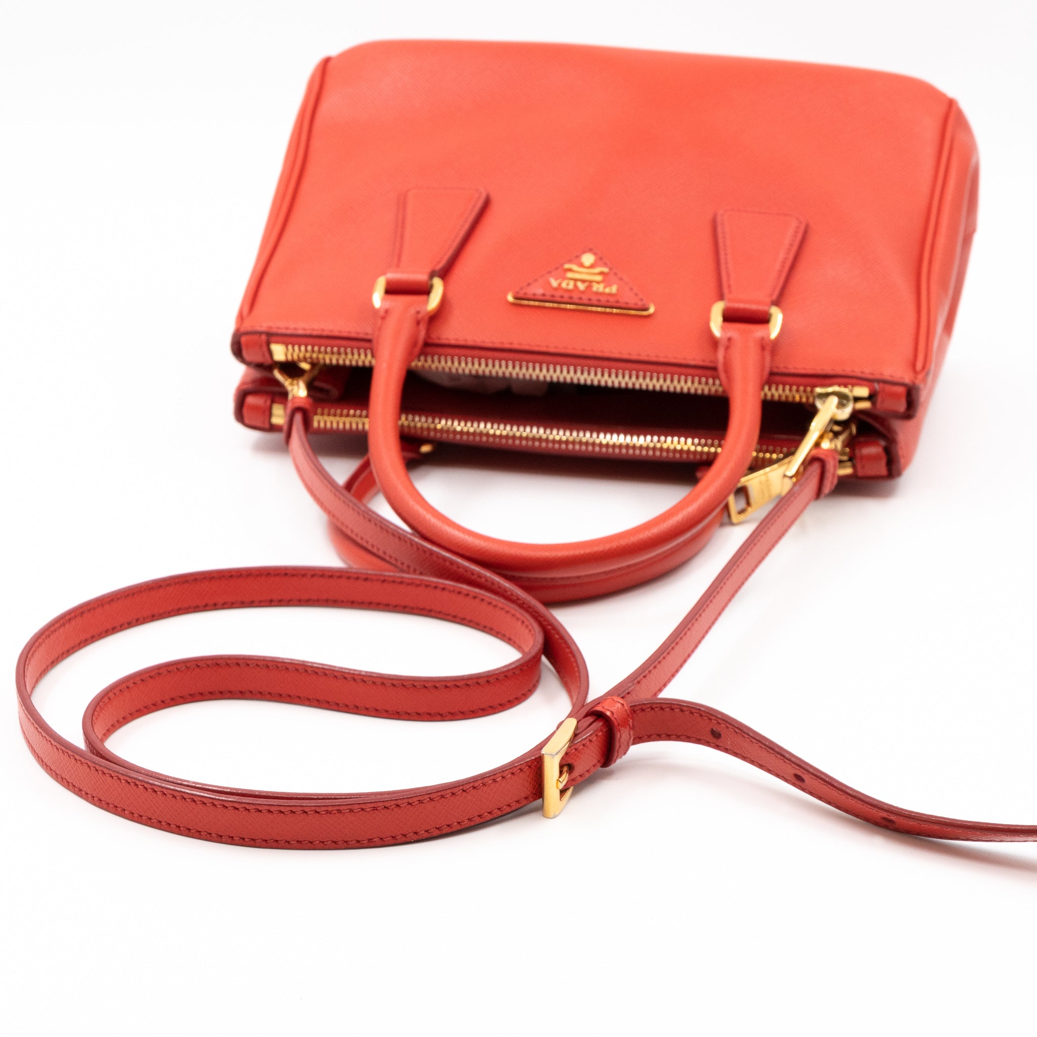Galleria Small Double Zip Fiery Red Saffiano