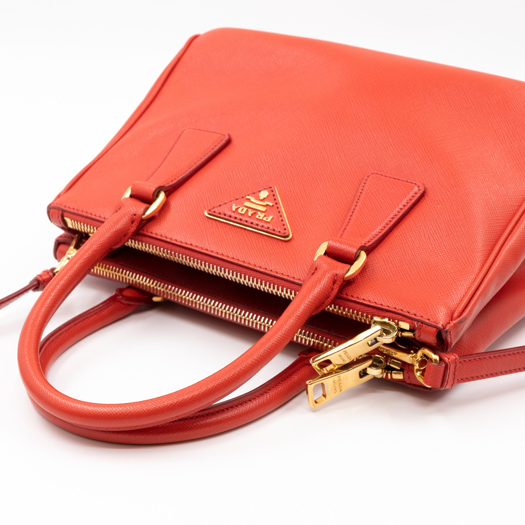 Galleria Small Double Zip Fiery Red Saffiano