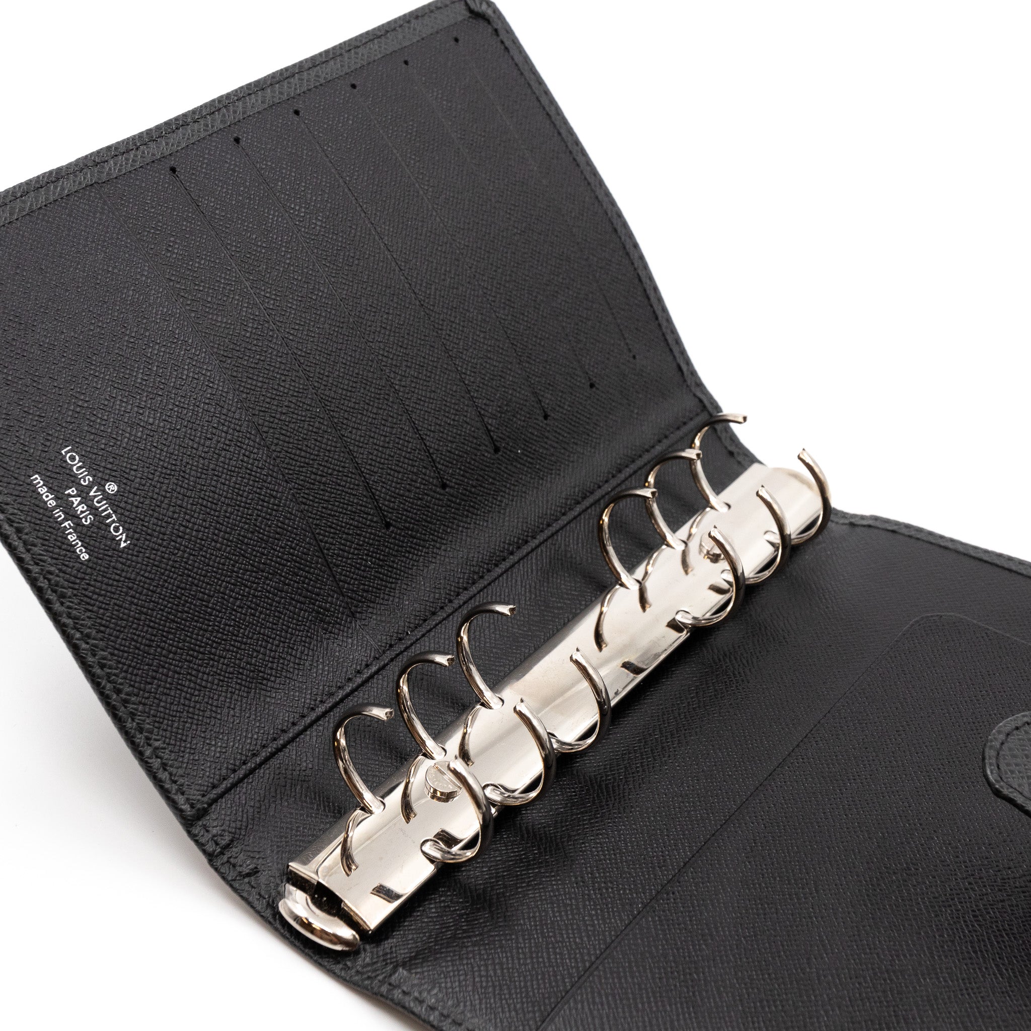 Medium Ring Agenda Cover Taiga Leather Black
