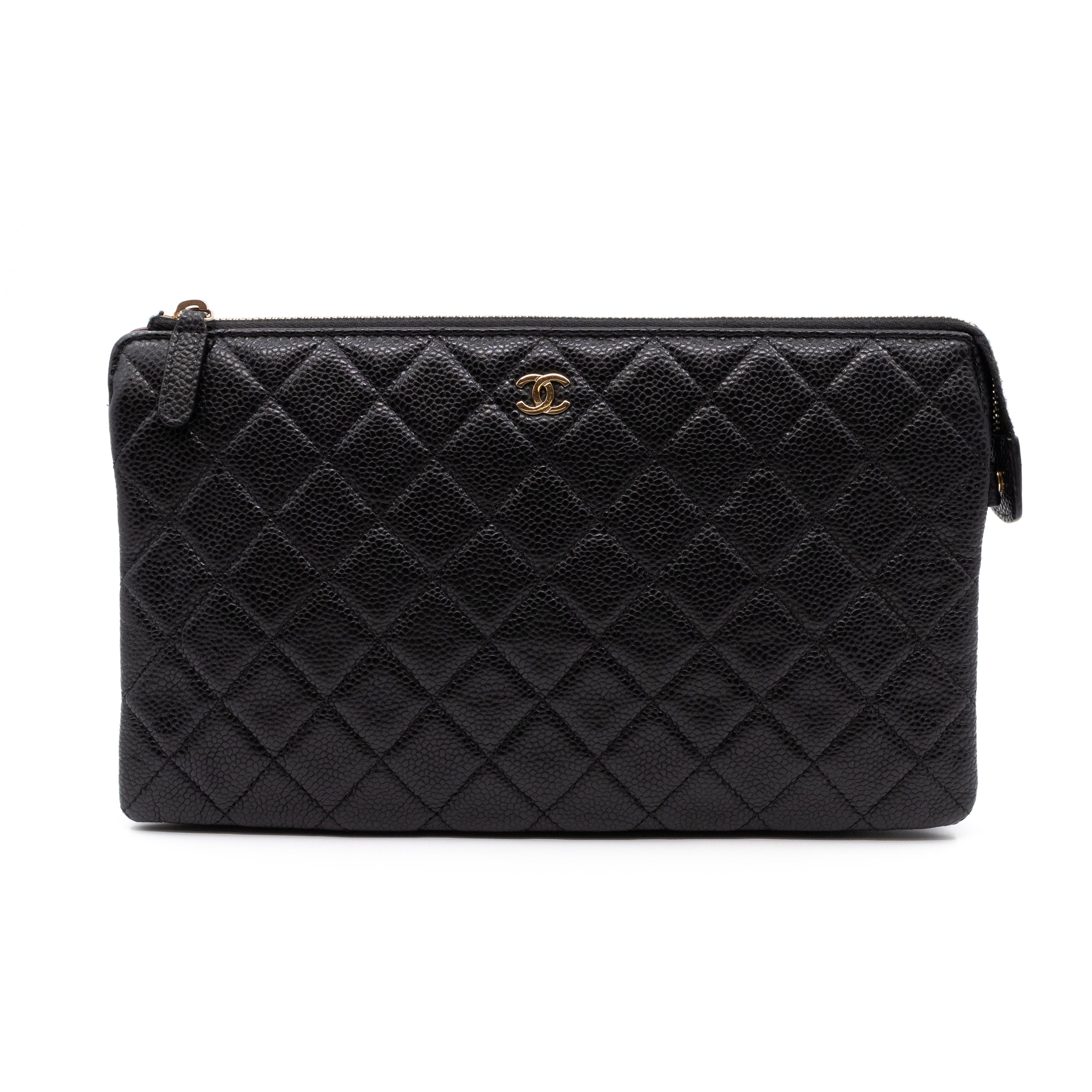 Medium Classic Zip Pouch Black Caviar