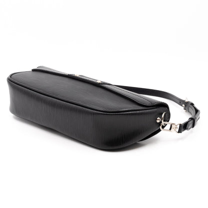 Pochette Montaigne Epi Leather Black