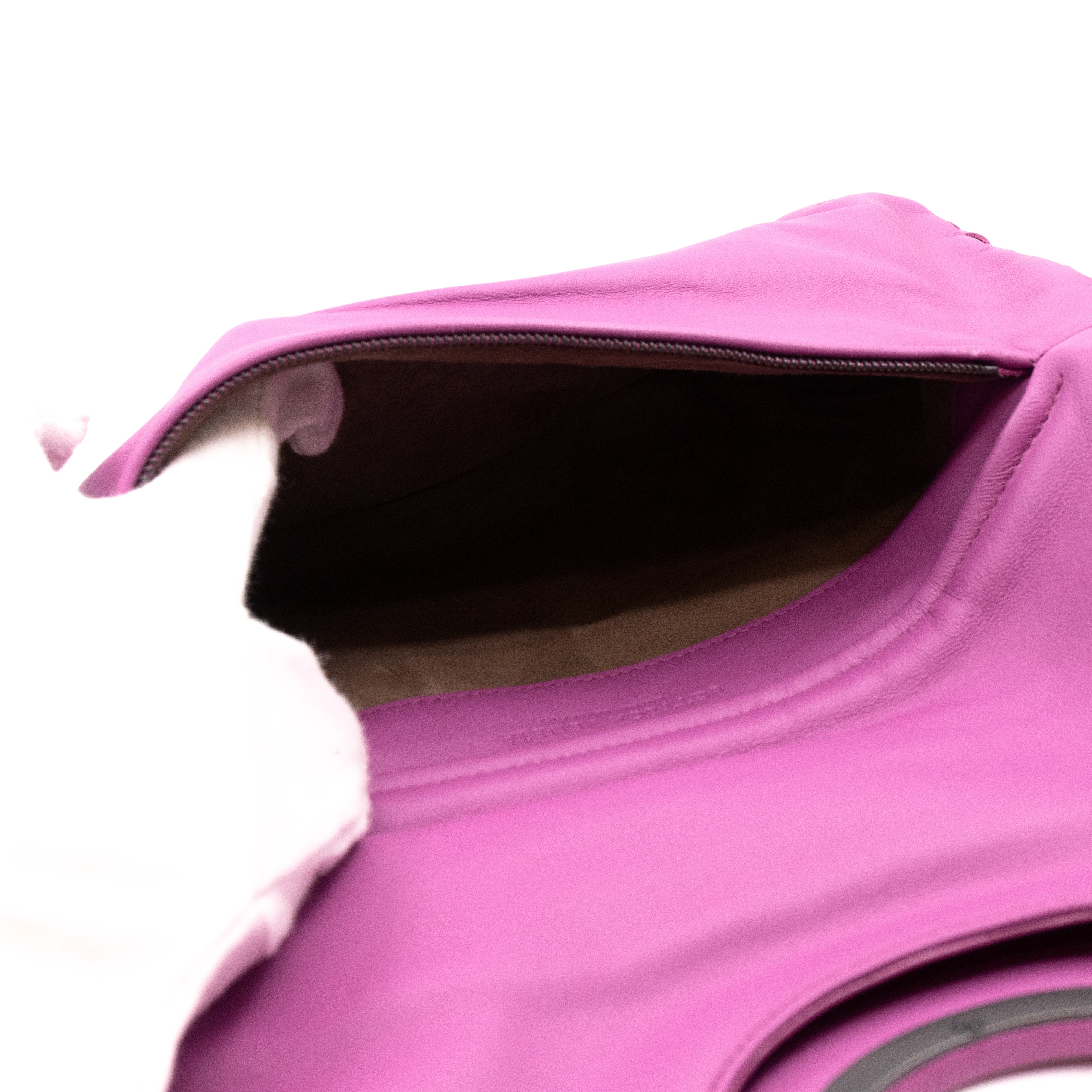 Twist Lock Clutch Intrecciato Purple Leather
