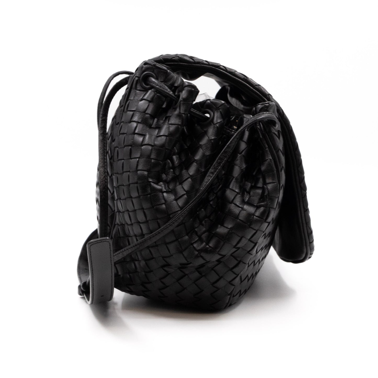 Drawstring Flap Crossbody Bag Intrecciato Black Leather