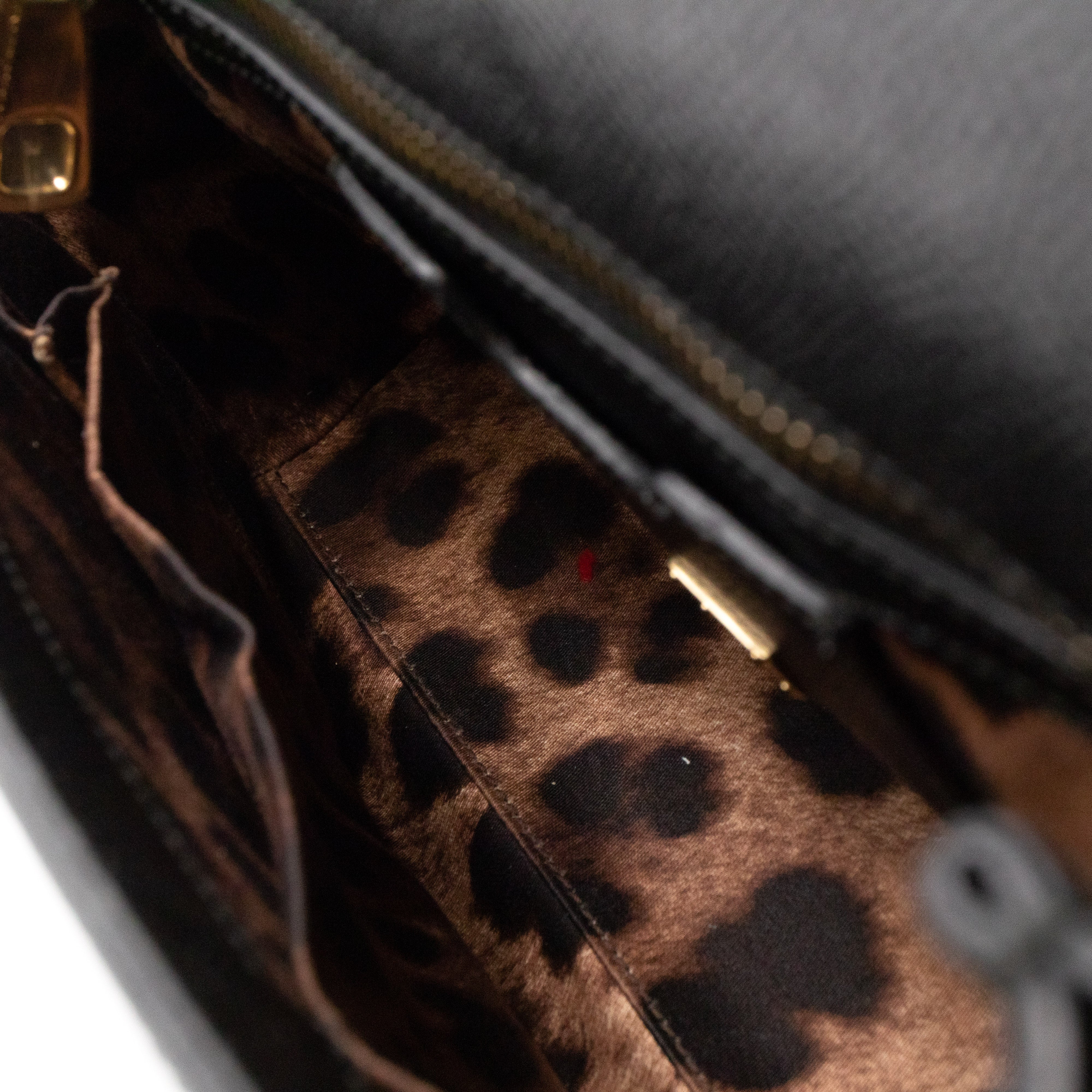 Sicily Medium Dauphine Leather Black