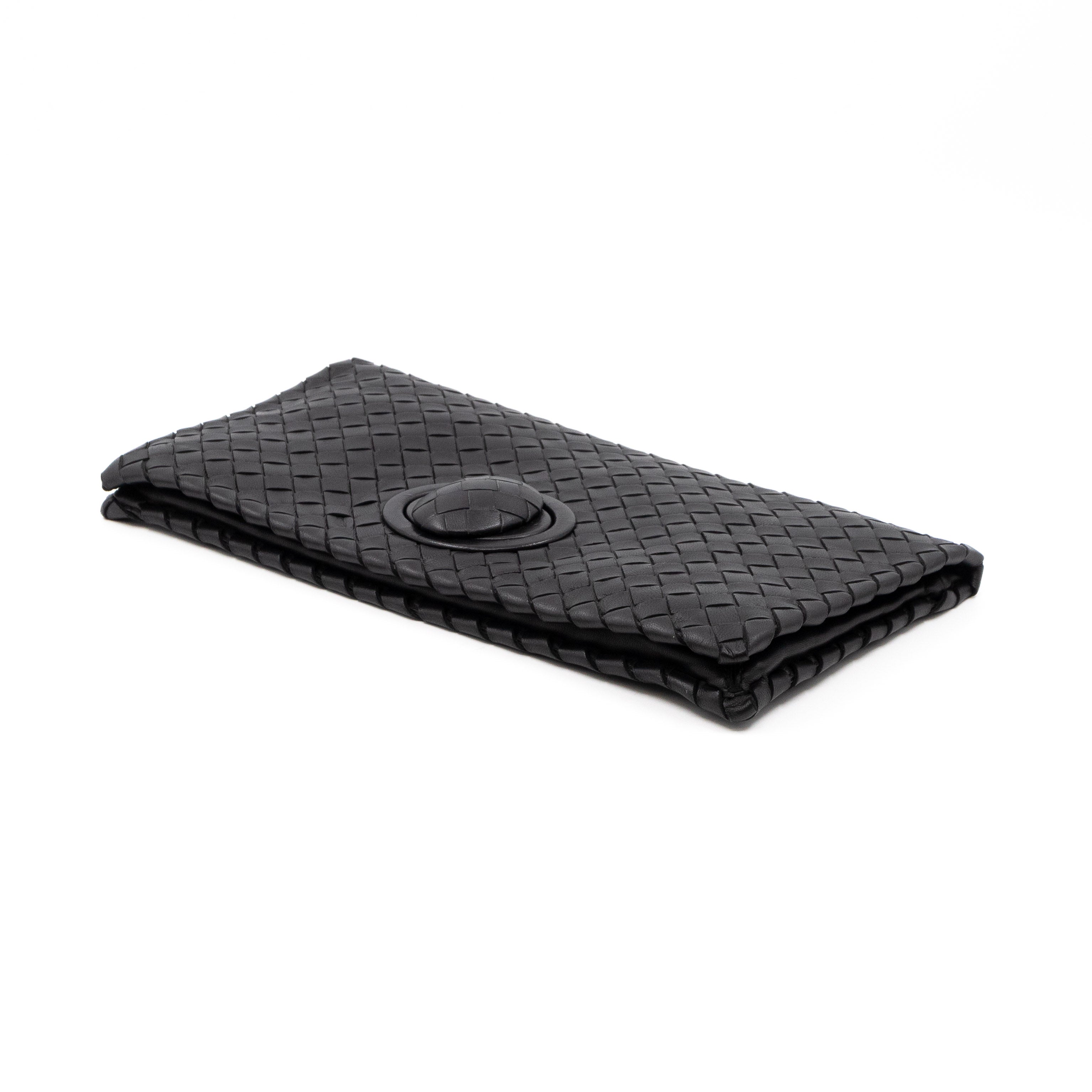 Twist Lock Clutch Intrecciato Black Leather