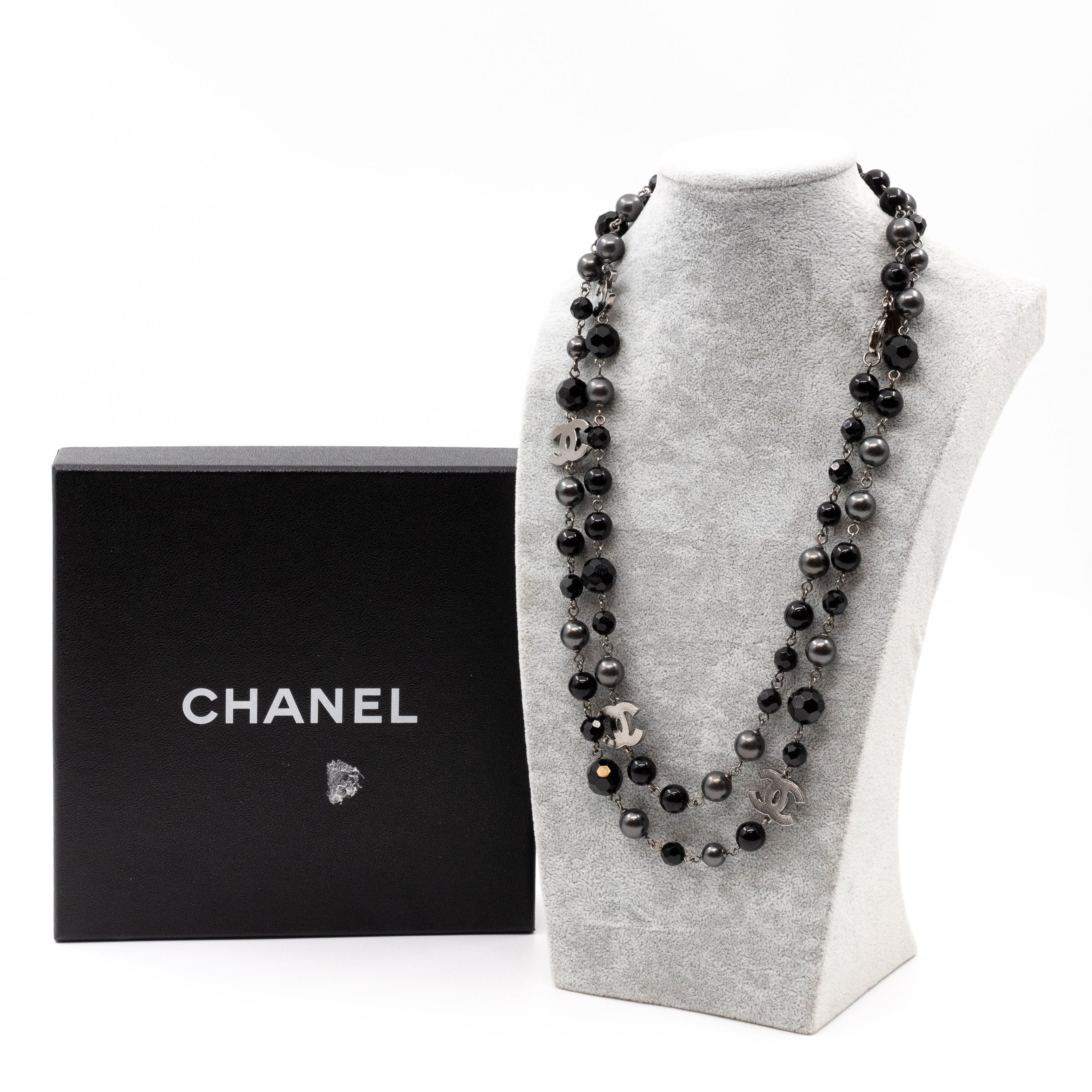 chanel bead necklace black
