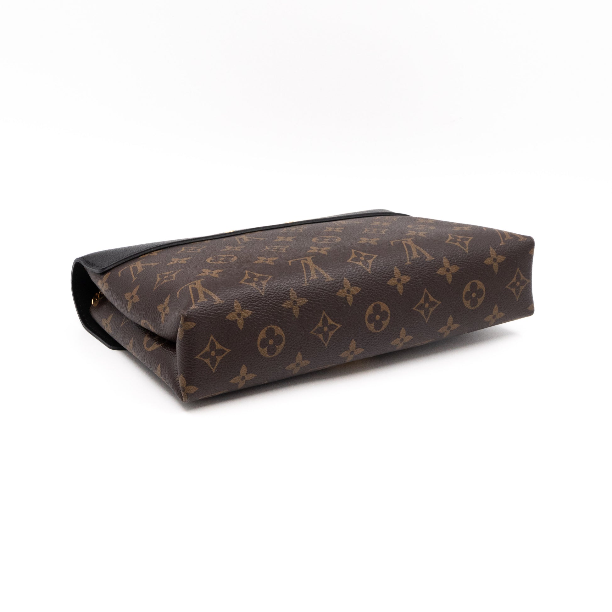 Louis Vuitton Pallas Chain Shoulder Bag Monogram Canvas and Calfskin -  ShopStyle