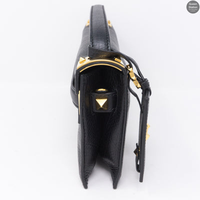 My Rockstud Clutch Black