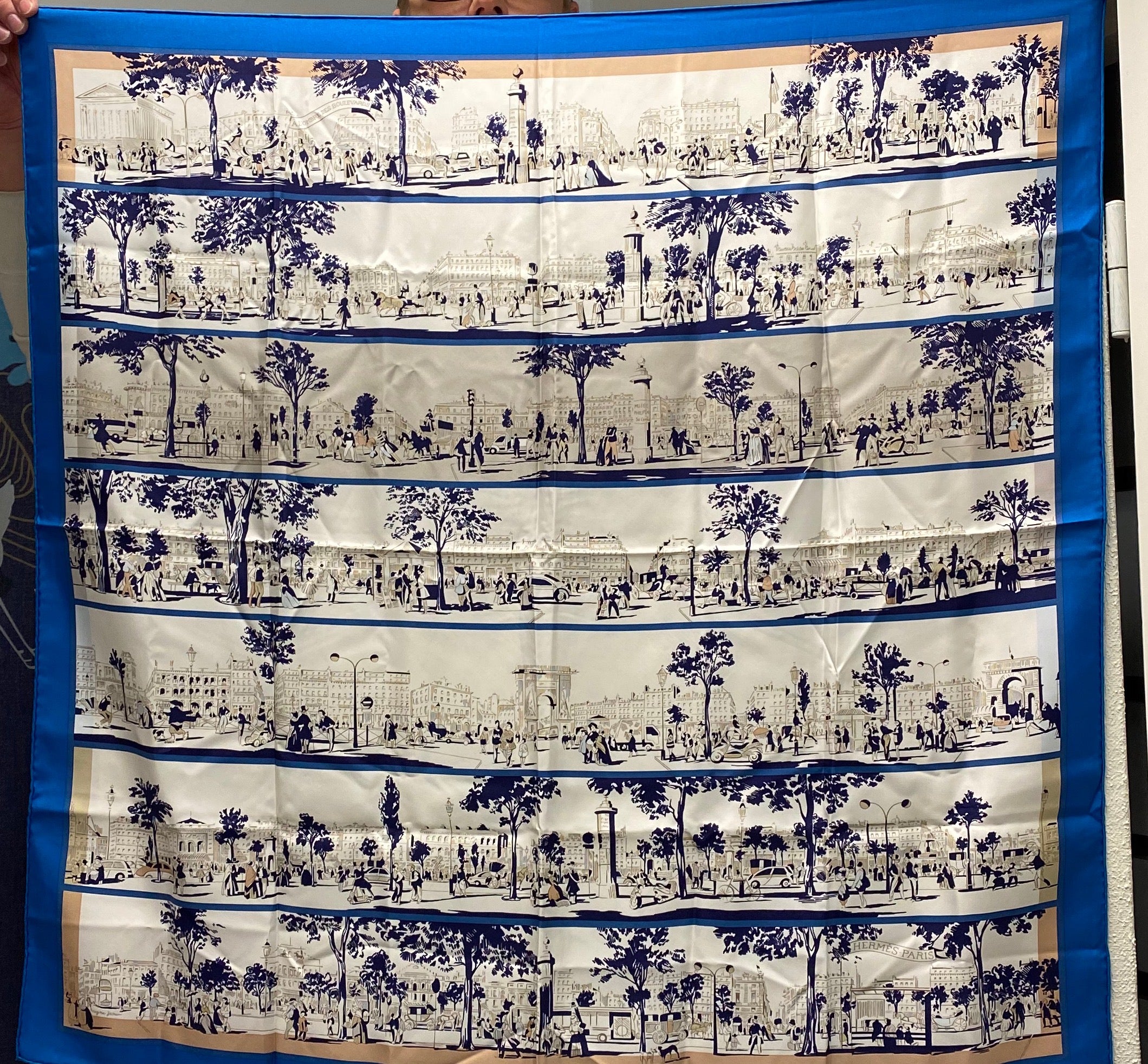 Silk Scarf 90 A L'Ombre Des Boulevards